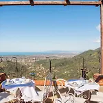Dulcis In Borgo Bed and breakfast