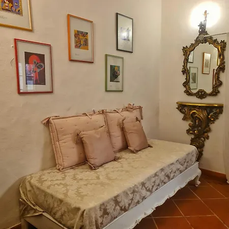 Dulcis In Borgo 3* Santa Lucia (Lucca)