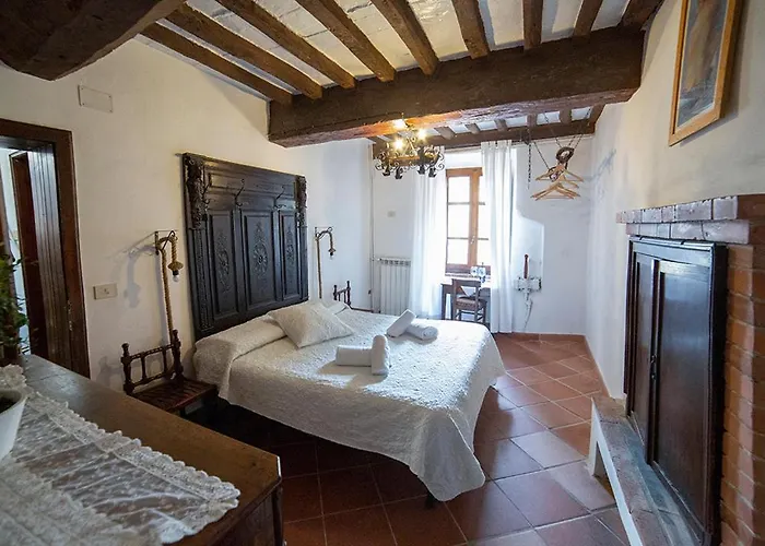 Bed & Breakfast Dulcis In Borgo Santa Lucia (Lucca)